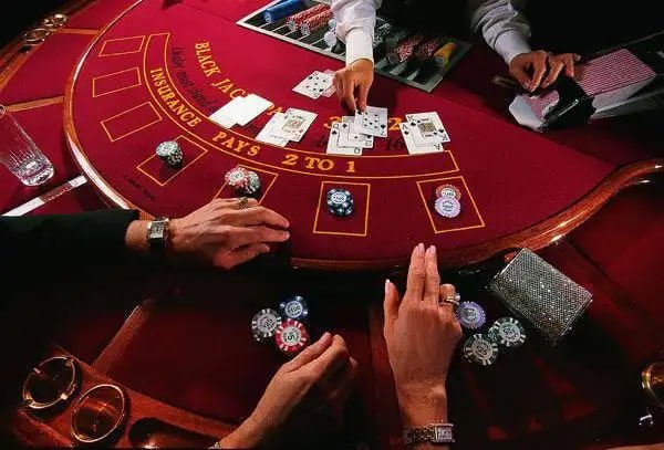 f61mmk ပလက်ဖောင်း မြန်မာ Online Gaming